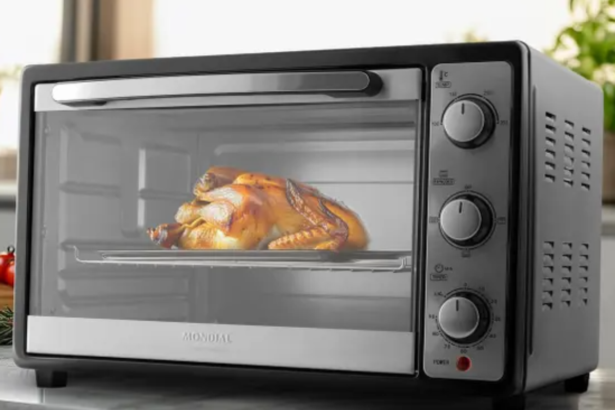 Forno Elétrico de Bancada Mondial com Timer - 52L Preto e Prata Grand Family II FR-52